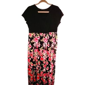 Black Floral Flare Maternity Maxi Dress